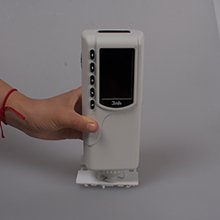 NR145电脑色差仪测量塑料的颜色对比调和
