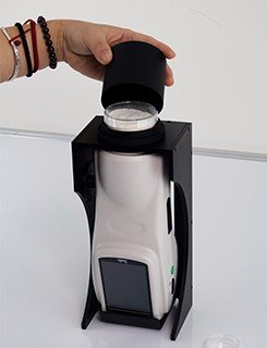 NS820色差仪测量涂料的颜色一致性